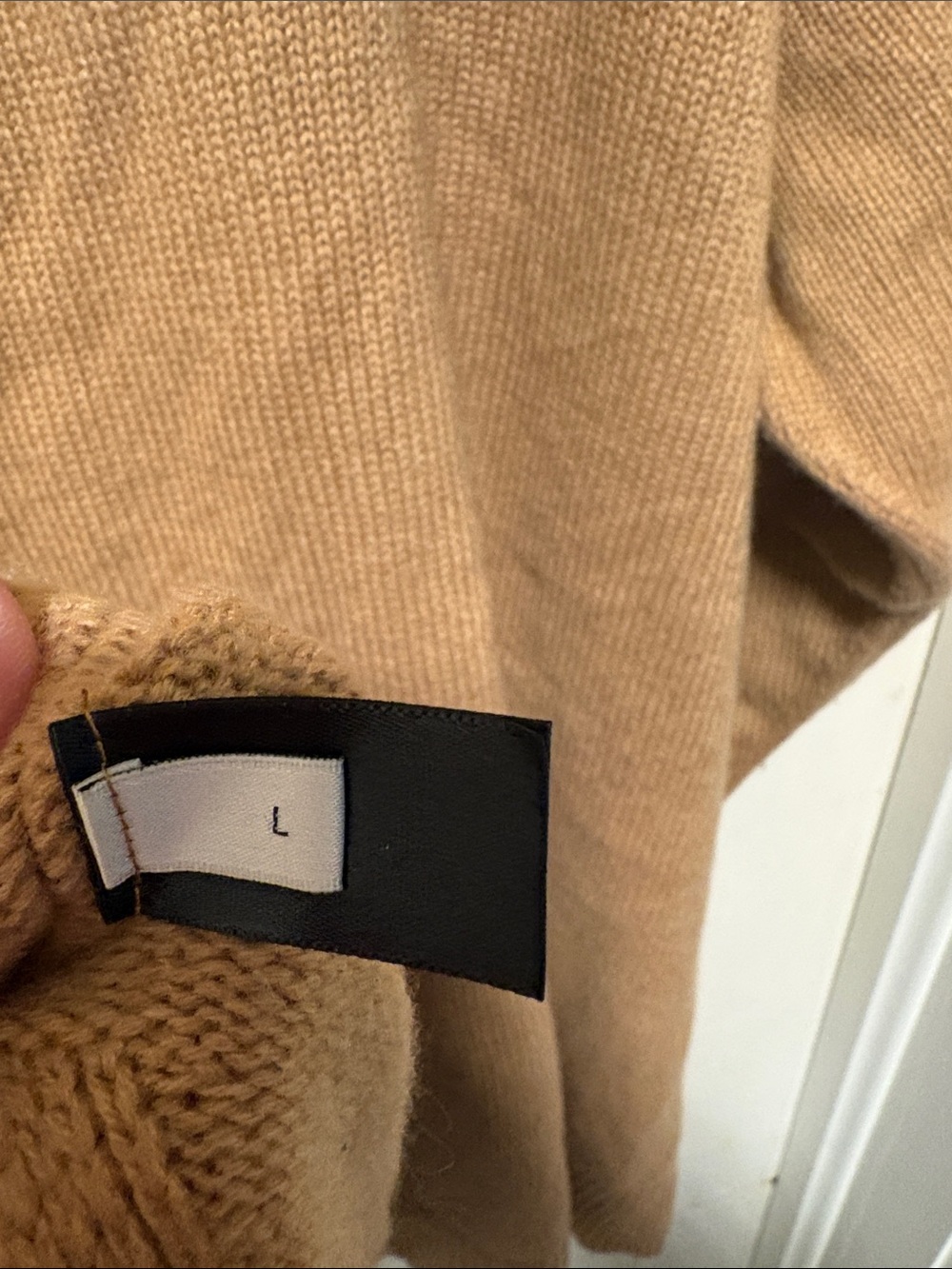 St. John Carmel Camel Brown Turtleneck Oversized Slouchy Knitted Sweater Large - Picture 7 of 9